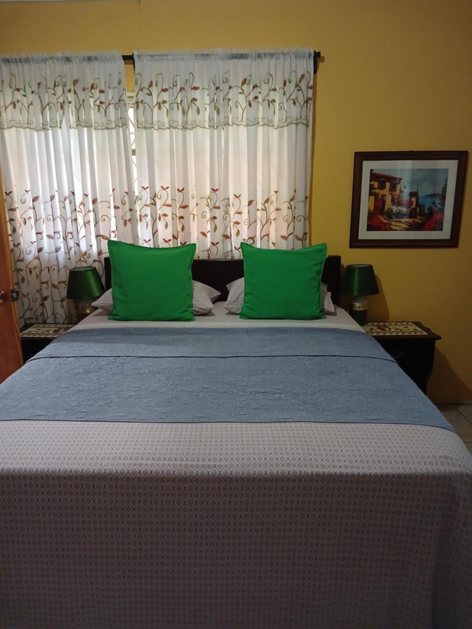 Ultimate Freedom Bed And Breakfast Santa Cruz Exterior foto